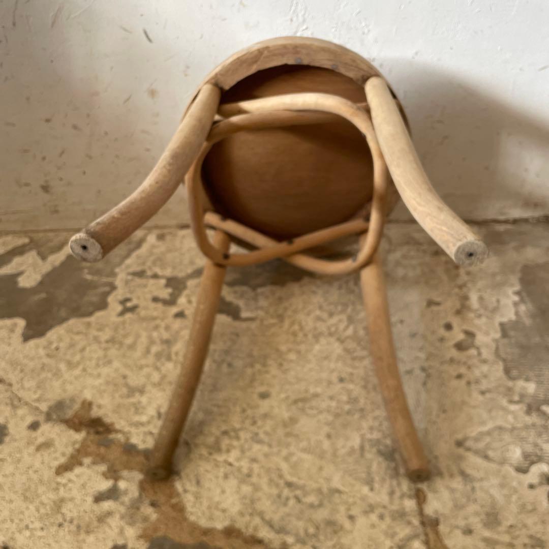 ビンテージ　　ベントウッドスツール　　剥離