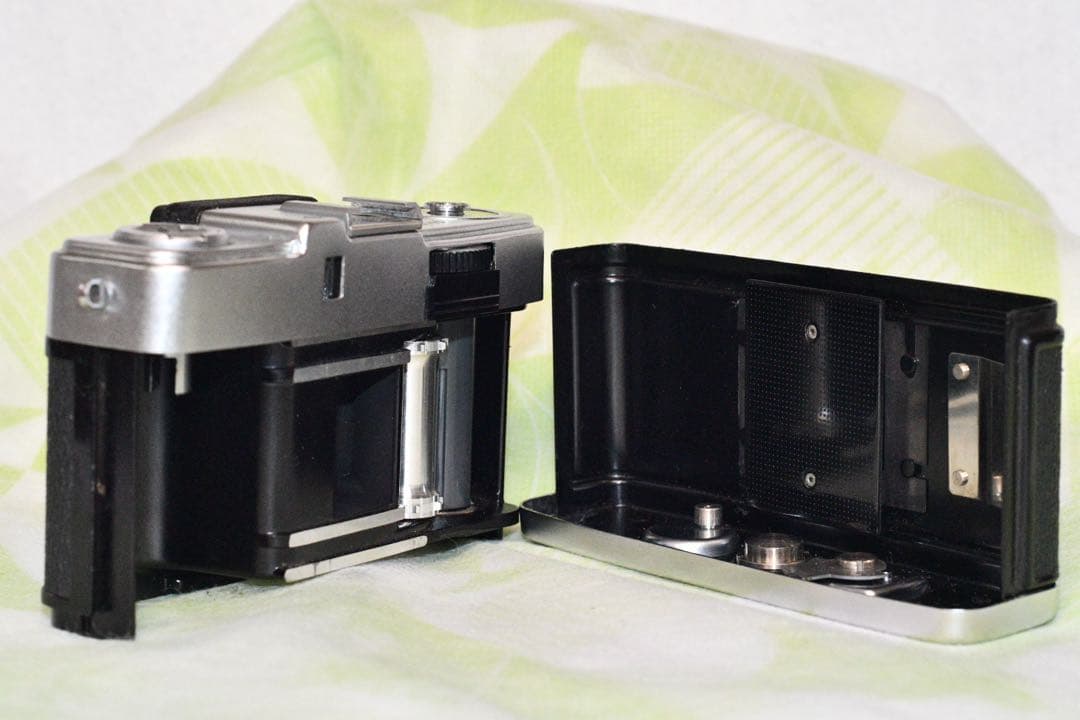 《動作品》OLYMPUS PEN S a394