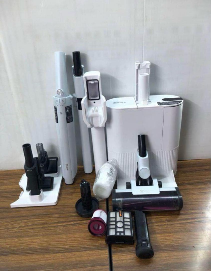 Shark スティッククリーナー LC351J