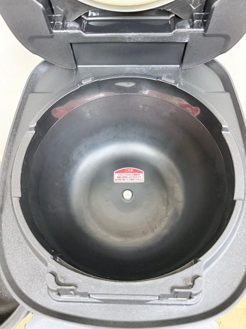 タイガー 圧力IH炊飯ジャーJPC-A100 1.0L 2017年製