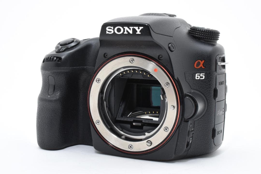 【通電確認済み】 SONY ソニー α65 デジタルカメラ 現状品 カメラ