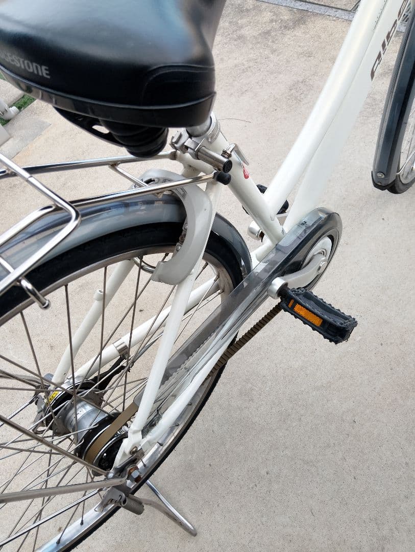 愛知【予約】40000円　アルベルト　ブリヂストン　26インチ　白　ホワイト