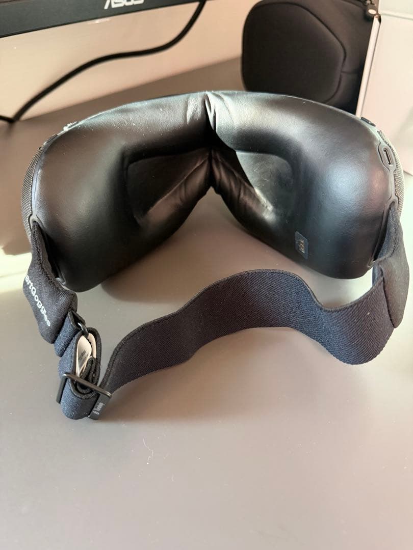 Therabody SmartGoggles 目元マッサージャー