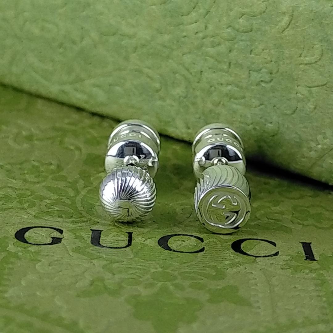 ★SALE★【GUCCI】インターロッキング　G　ボール　アシンメトリー　ピアス