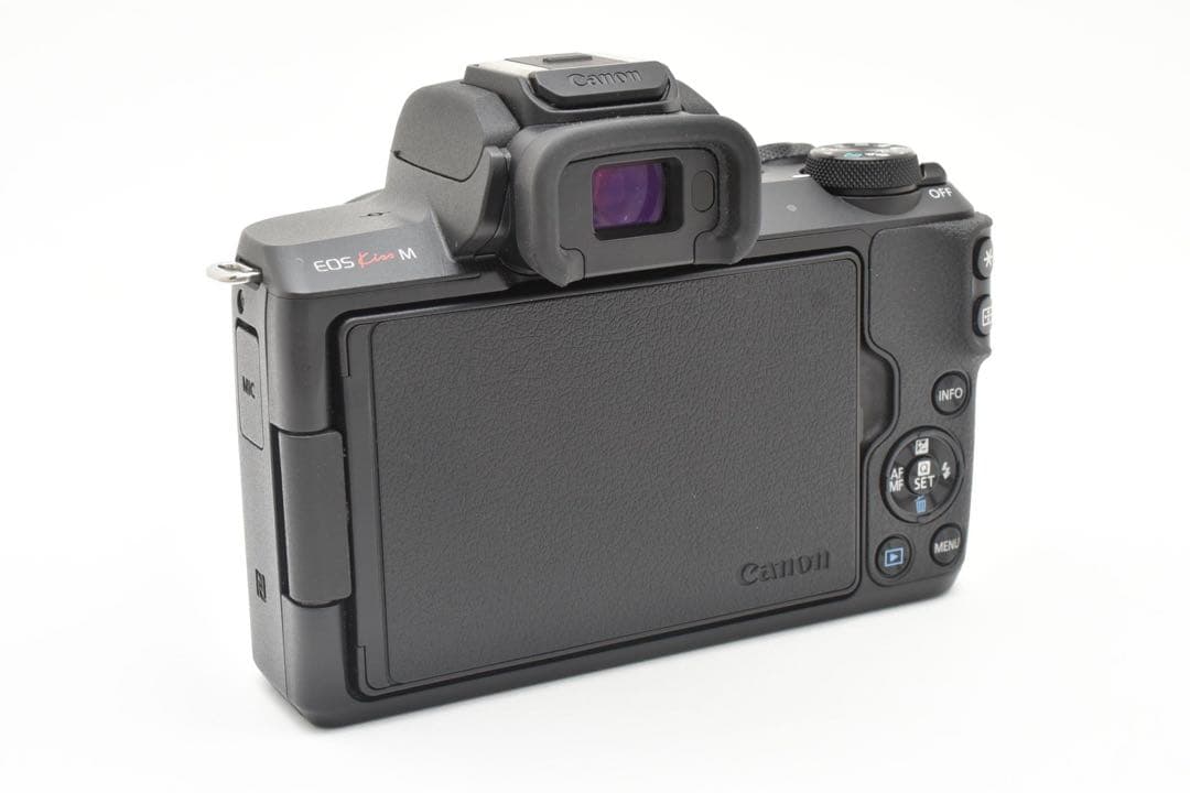 キヤノン CANON EOS KISS M 15-45mm IS STM