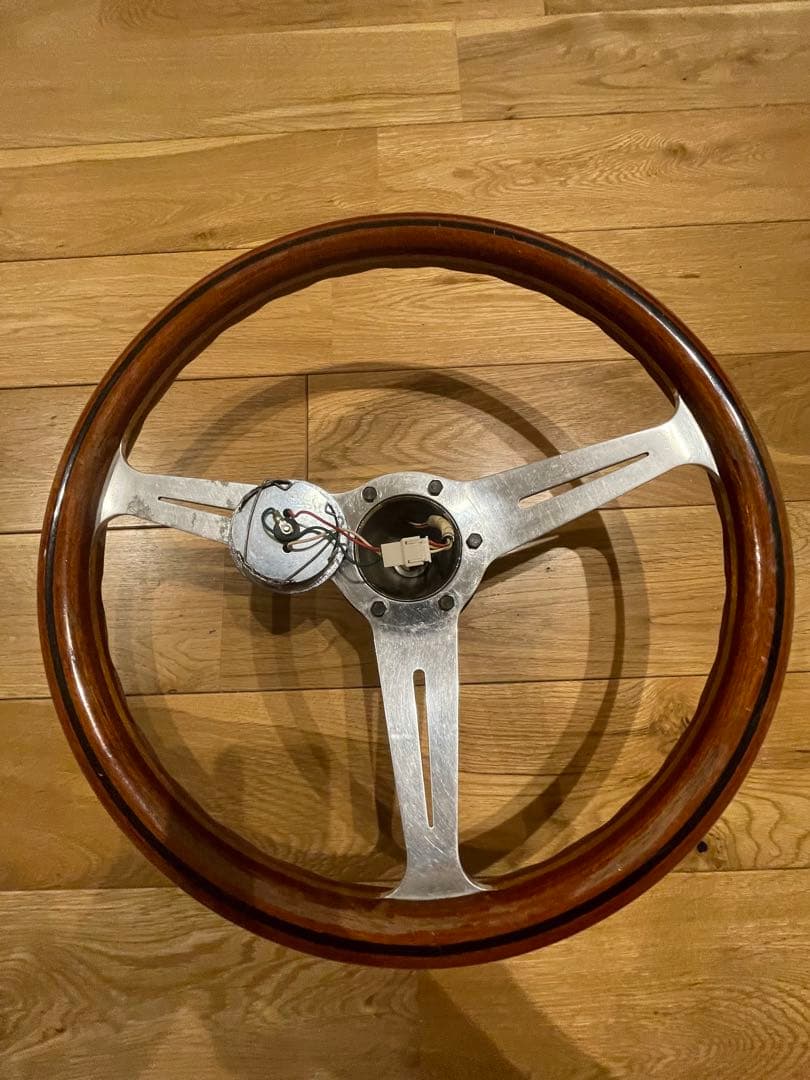 ナルディ　NARDI Torino CLASSIC 36cm
