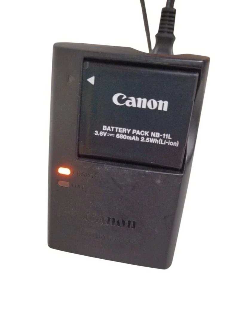 な*こ様 キャノン コンパクトデジタルカメラ IXY200 デジカメ カメラ