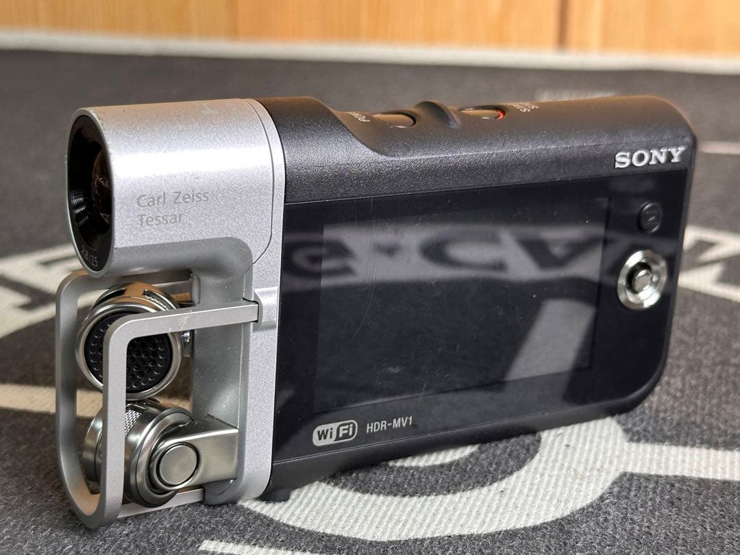 ビデオカメラ SONY HDR MV1