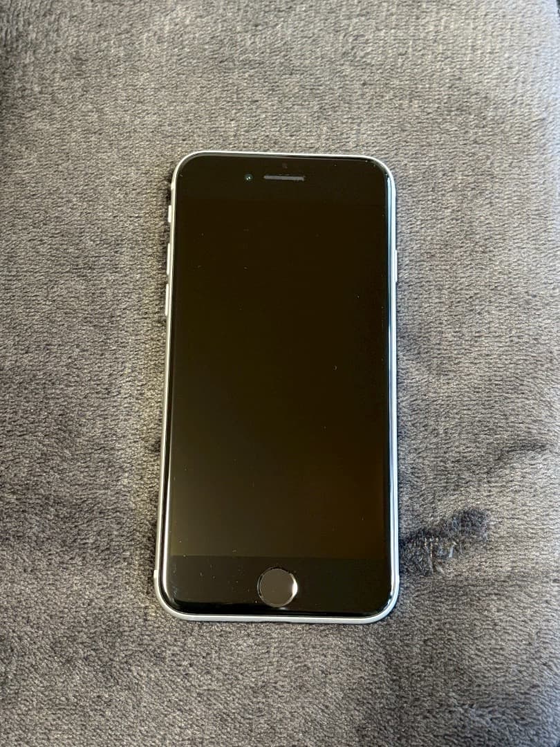 サ*ト様 iPhone SE 第2世代　64GB ホワイト