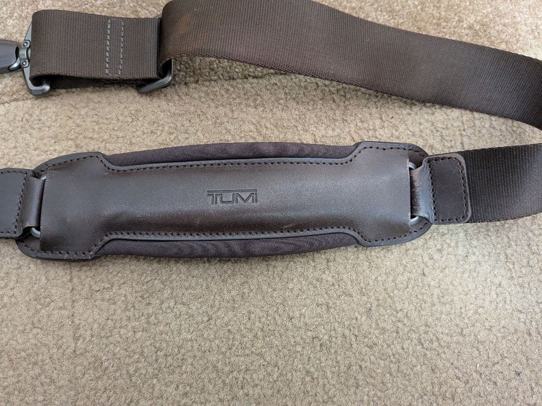 トゥミ エクスパンダブル・オーガナイザー・コンピューター・ブリーフ 26141