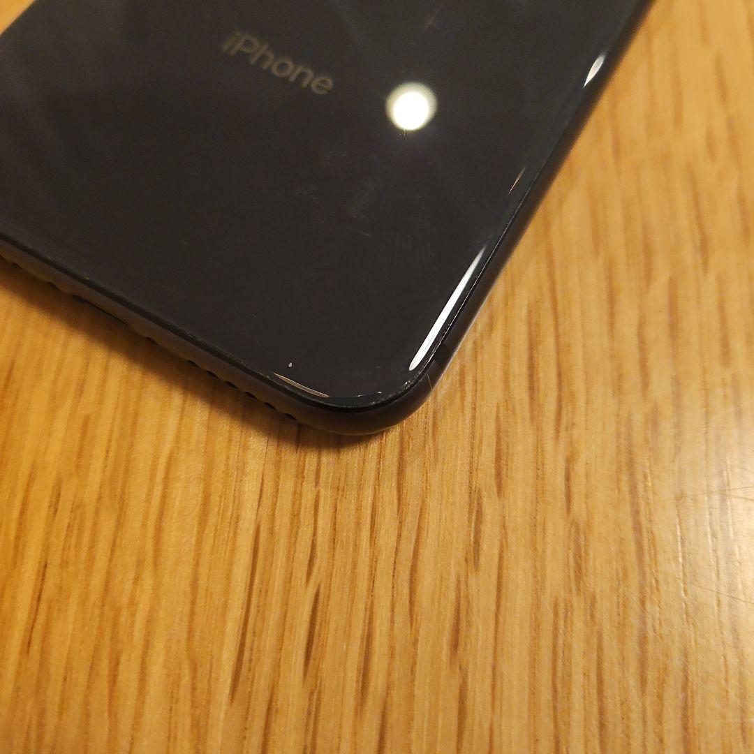 iPhone　8 64ギガ