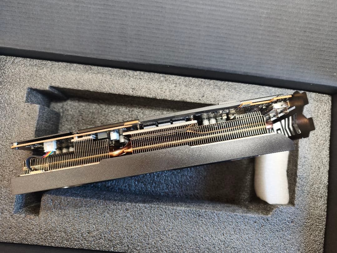 玄人志向 Radeon RX7800XT 16GB