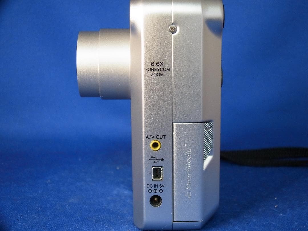 #3501 FinePix 6800Zoom FUJIFILM 新品電池・他