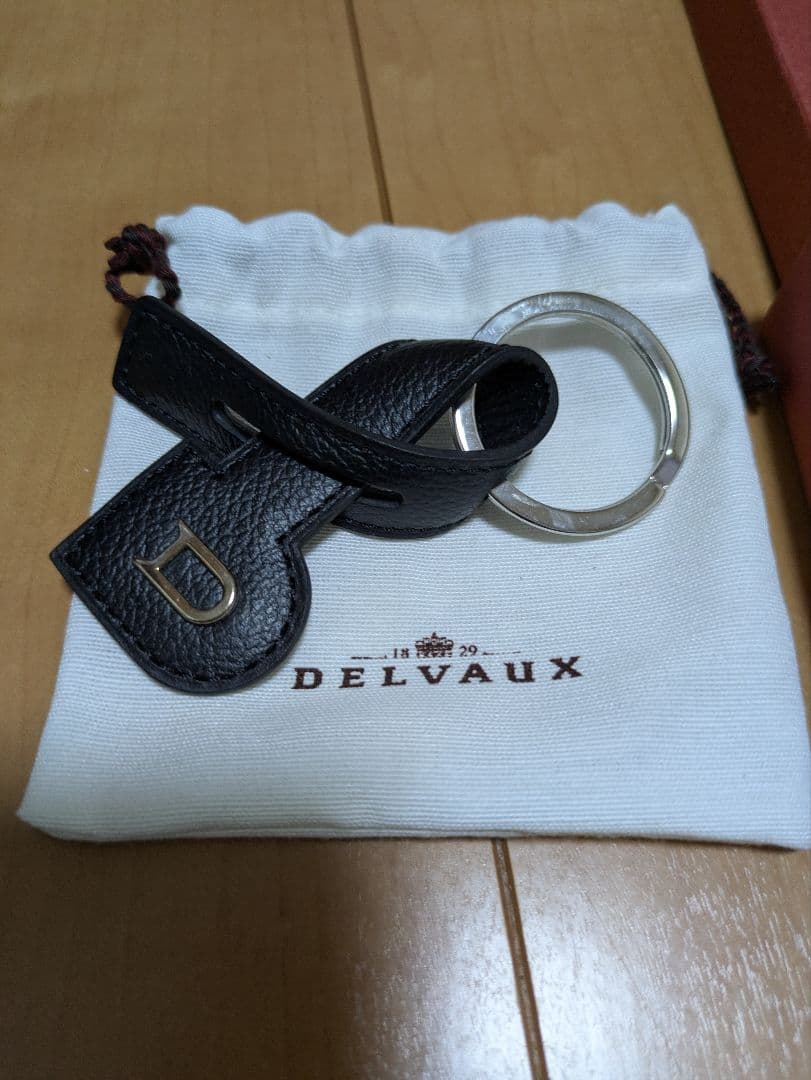 DELVAUX ブラックレザー キーリング