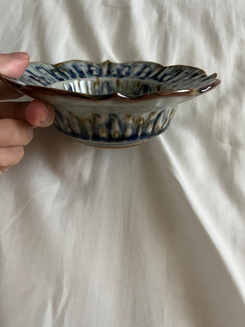 陶房 遊 輪花しのぎ深鉢(小) 錆青