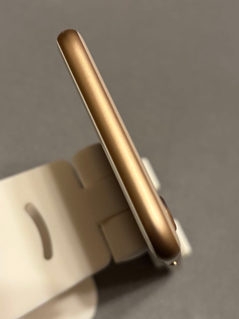 [美品] iPhone 8 SIMフリー 256GB