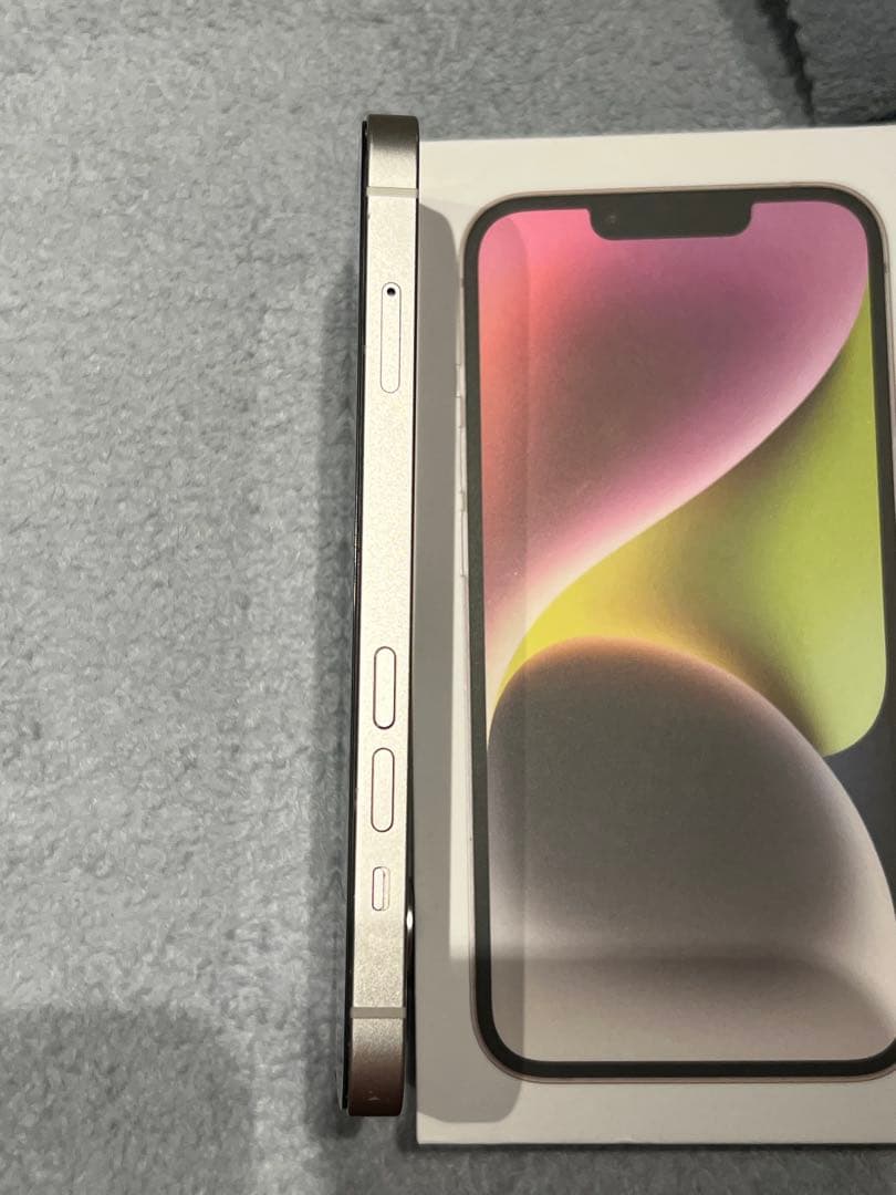 Apple iPhone 14 ホワイト ディスプレイ新品　SIMフリー 箱付き