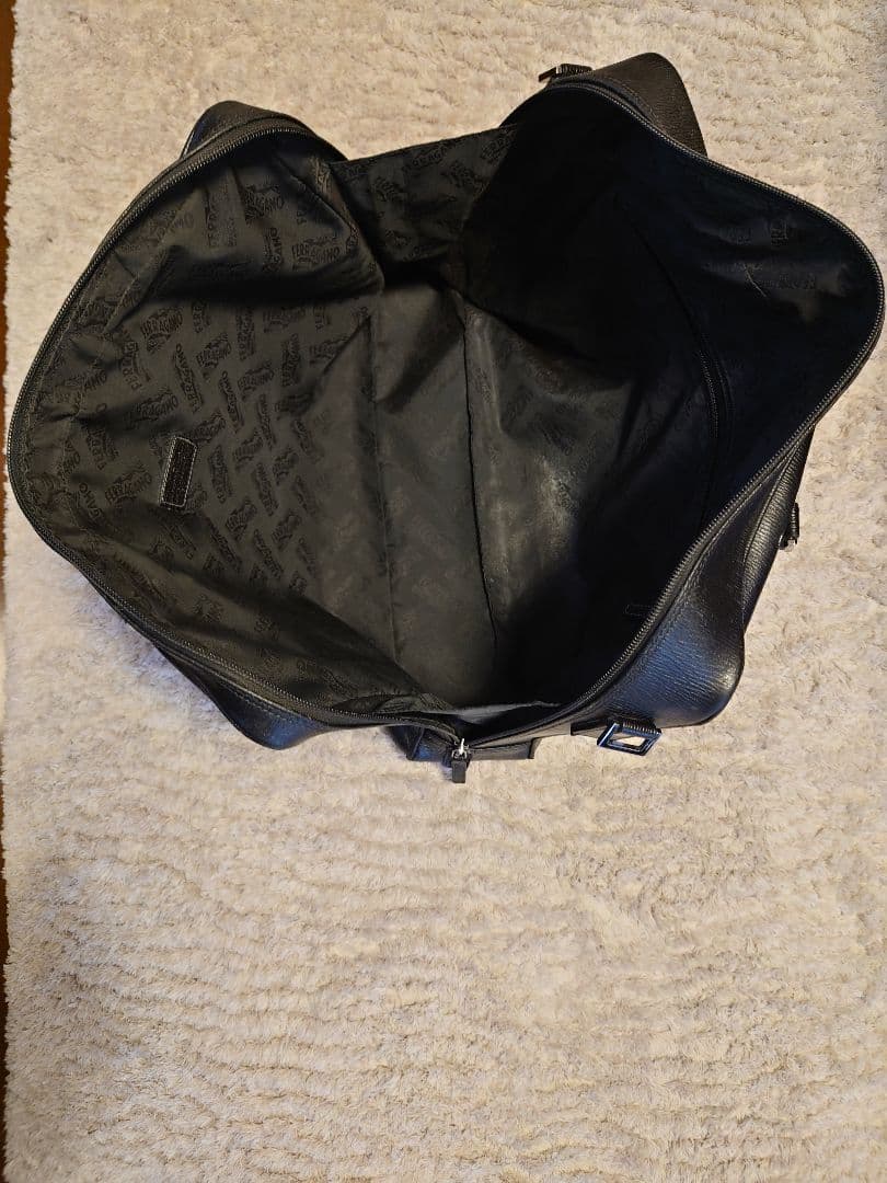 フェラガモ トートバッグ 2way ロゴ レザー 黒 大容量