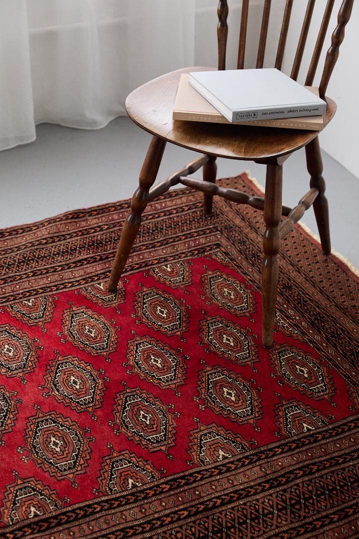 ヴィンテージラグ　トライバルラグ　ラホール産(189×125cm) 赤　茶　黒