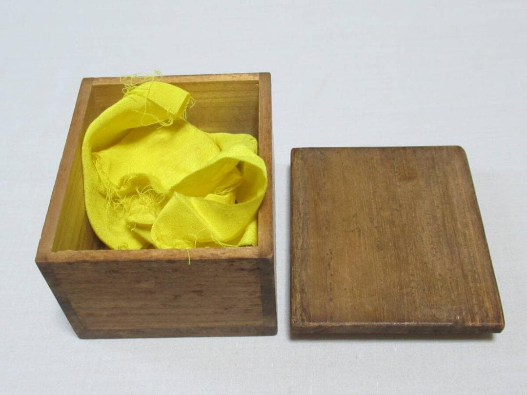 未使用 戦中共箱付◆田中陸軍歩兵軍曹偲び作成 上原徹泉 落款『徹泉』鉄帽型 香合