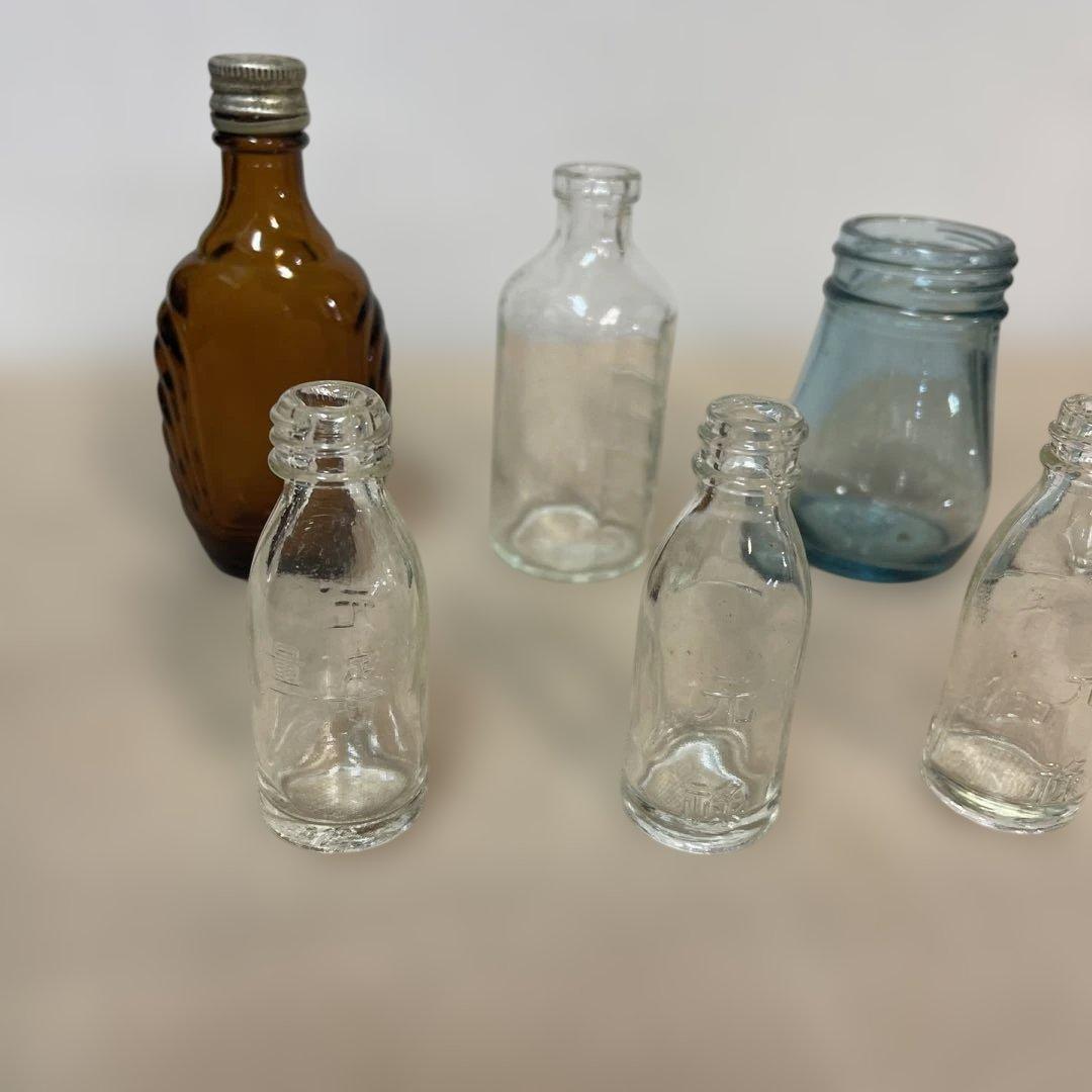 MR-452A ガラス瓶8本セット　コレクション　アンティーク　レトロ　瓶