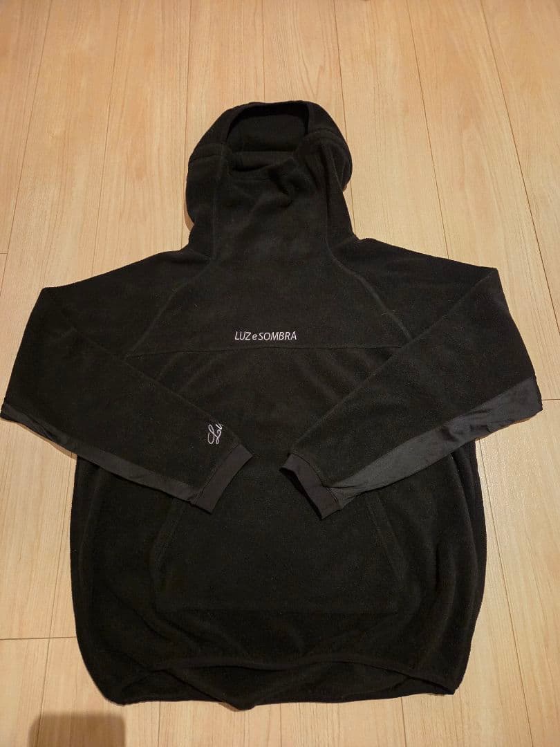 Luz e Sombra フリースフーディ　ブラックS