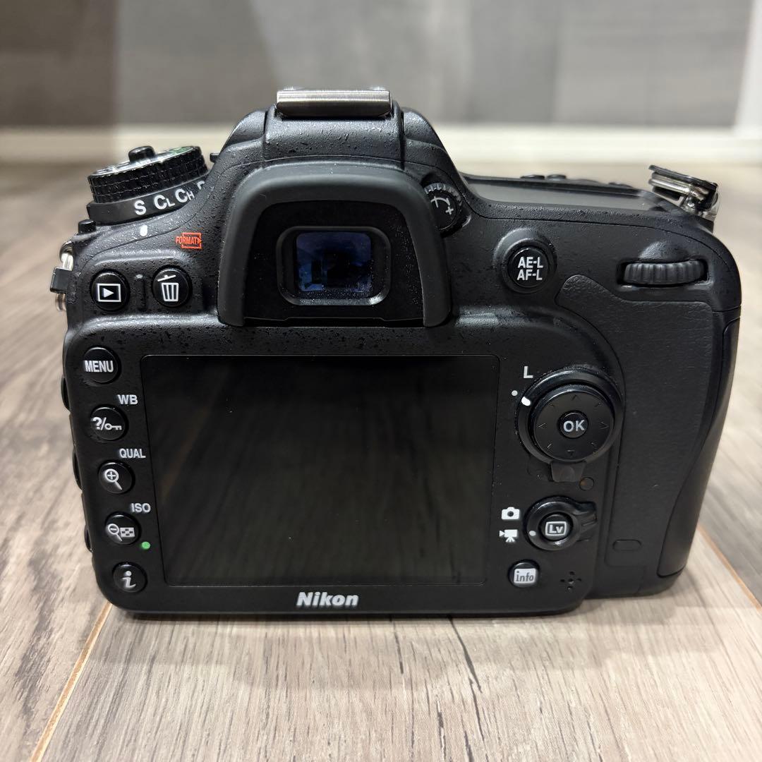 Nikon D7200 18-300VRスーパーズームキット ニコン 一眼レフ