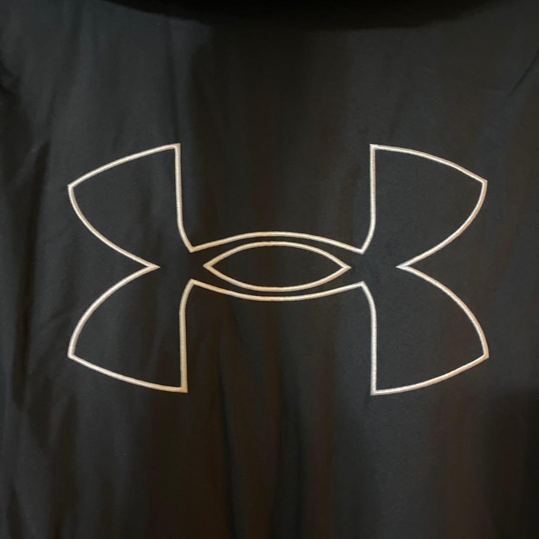 アンダーアーマー　ベンチコート