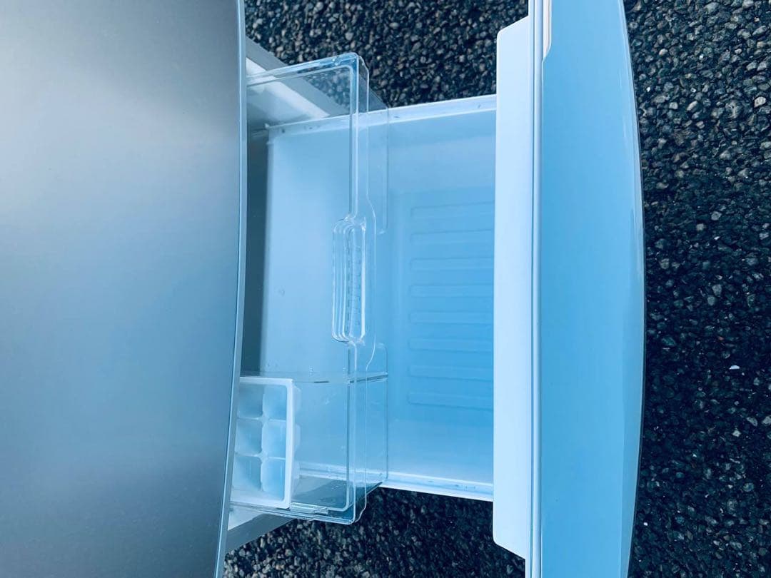 ①✅Panasonicノンフロン冷凍冷蔵庫✅ NR-B145W-S✅