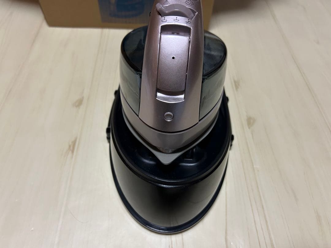 コードレススチームアイロン
