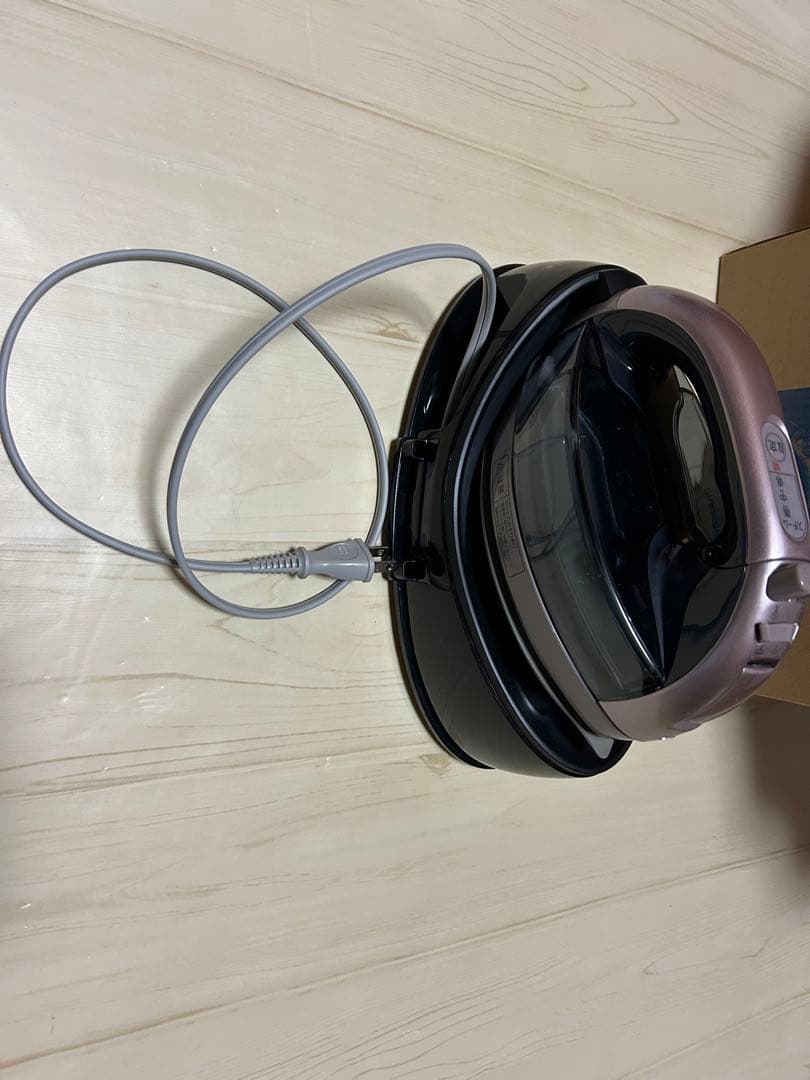 コードレススチームアイロン