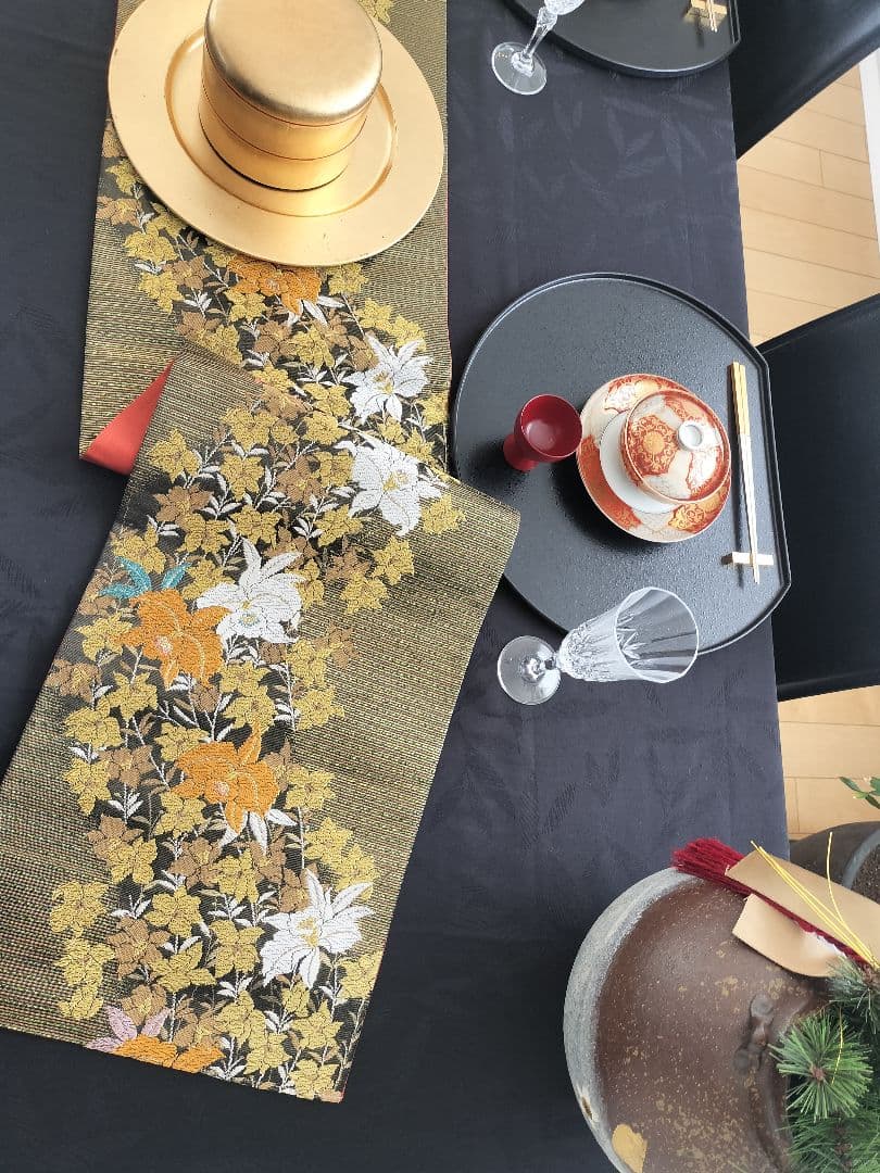 sweetylily　A878★逸品‼️豪華刺繍‼️ランナー2m10cm