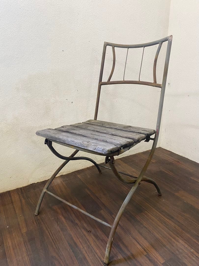 ヴィンテージ風　折りたたみ椅子　アンティーク