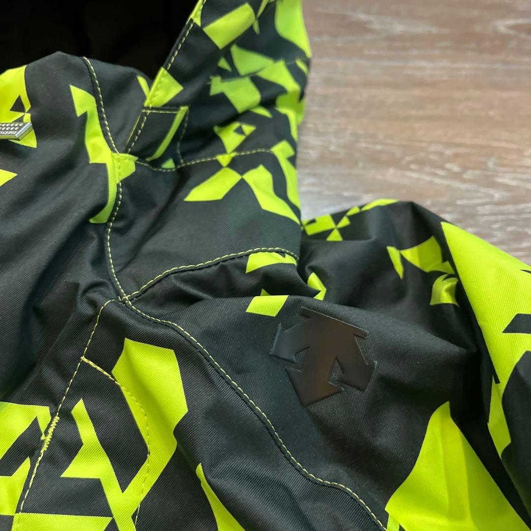 デサント　M美品　スキーウェア　メンズ　男性 セットアップ　上下