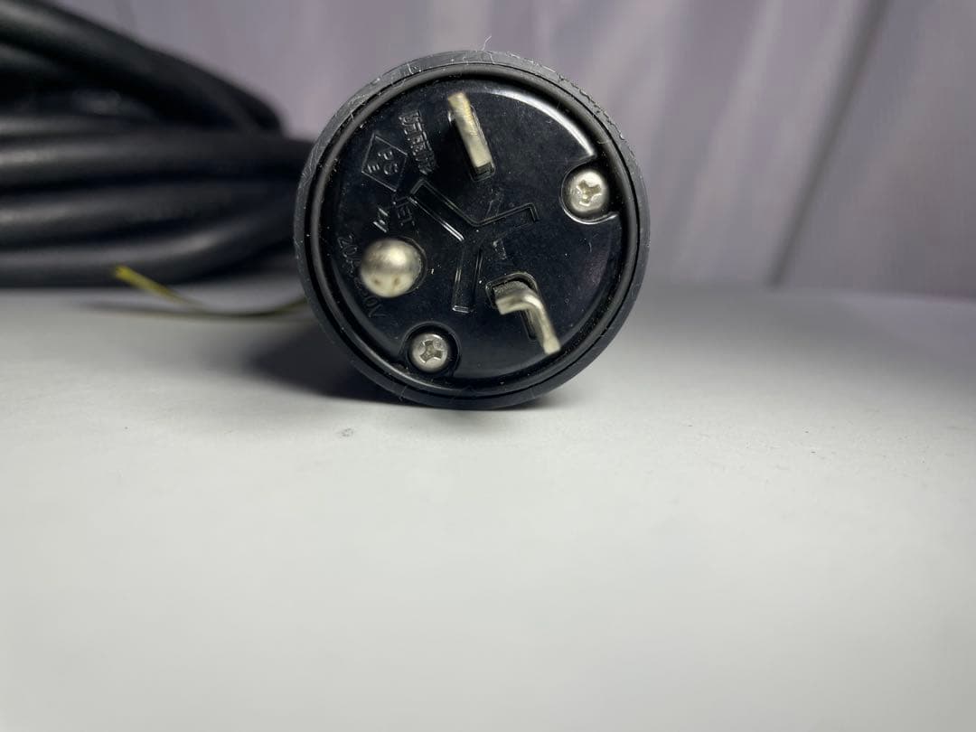 日産　リーフ　充電ケーブル　3NA1A