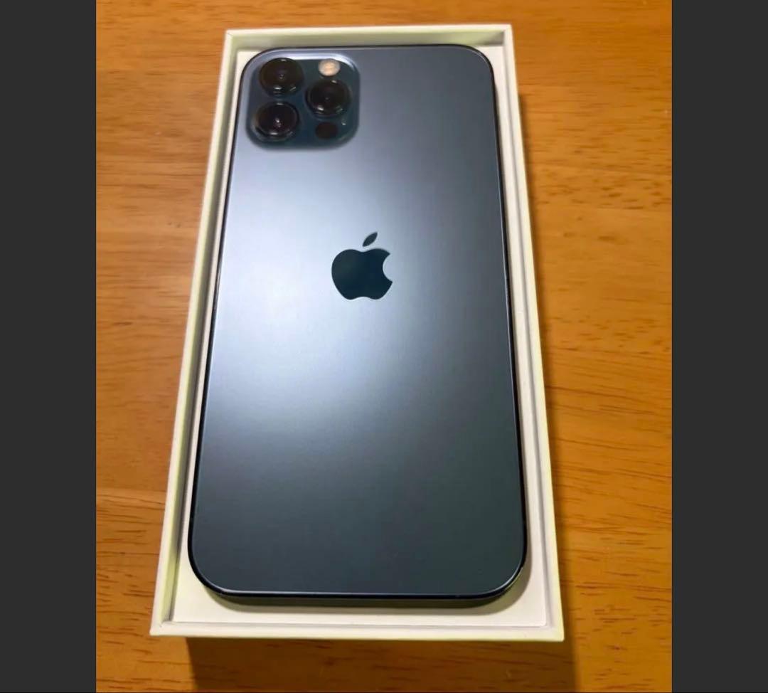 iPhone 12 Pro ブルー 128GB（ケーブル・カバー付き）