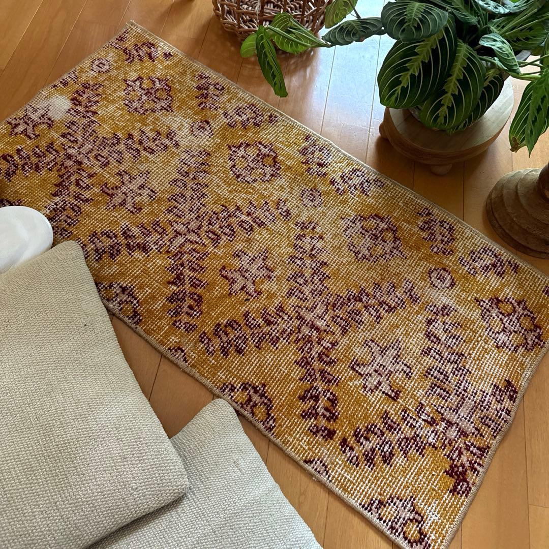 41.5×83マスタードイエロー×エンジ　トルコヴィンテージラグ