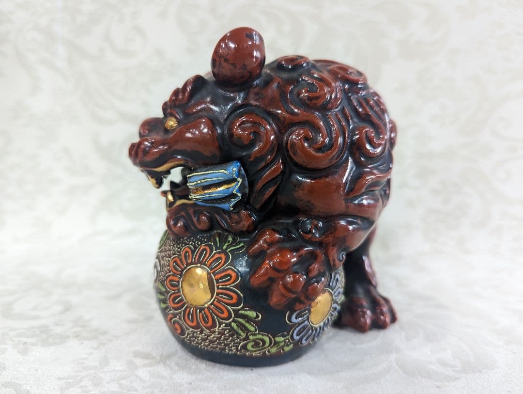 【九谷焼】運気上昇　金彩 玉乗り 駒 獅子 狛犬 開運 縁起物 置物