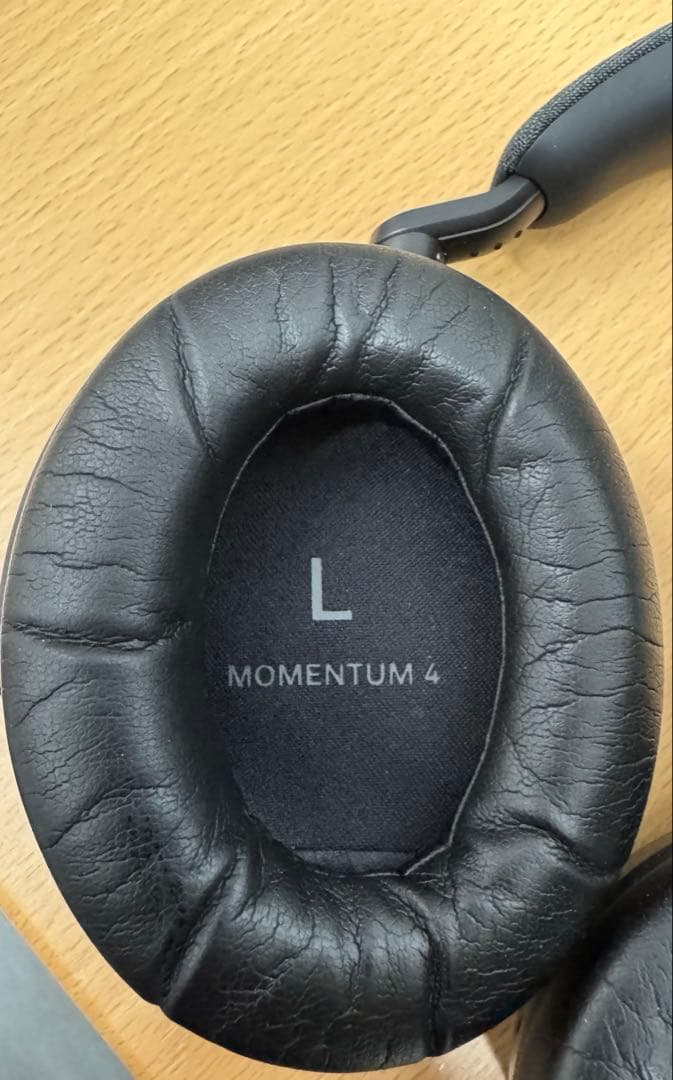 ヘッドホン sennheiser momentum4