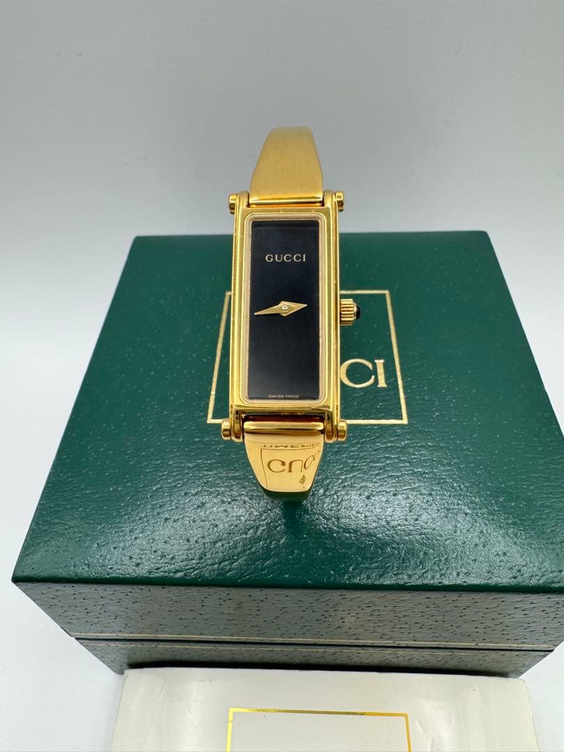 ブルドーザー様 電池交換済み【新同】GUCCIレディースゴールド/ブラック稼働品