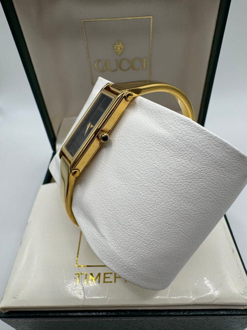 ブルドーザー様 電池交換済み【新同】GUCCIレディースゴールド/ブラック稼働品