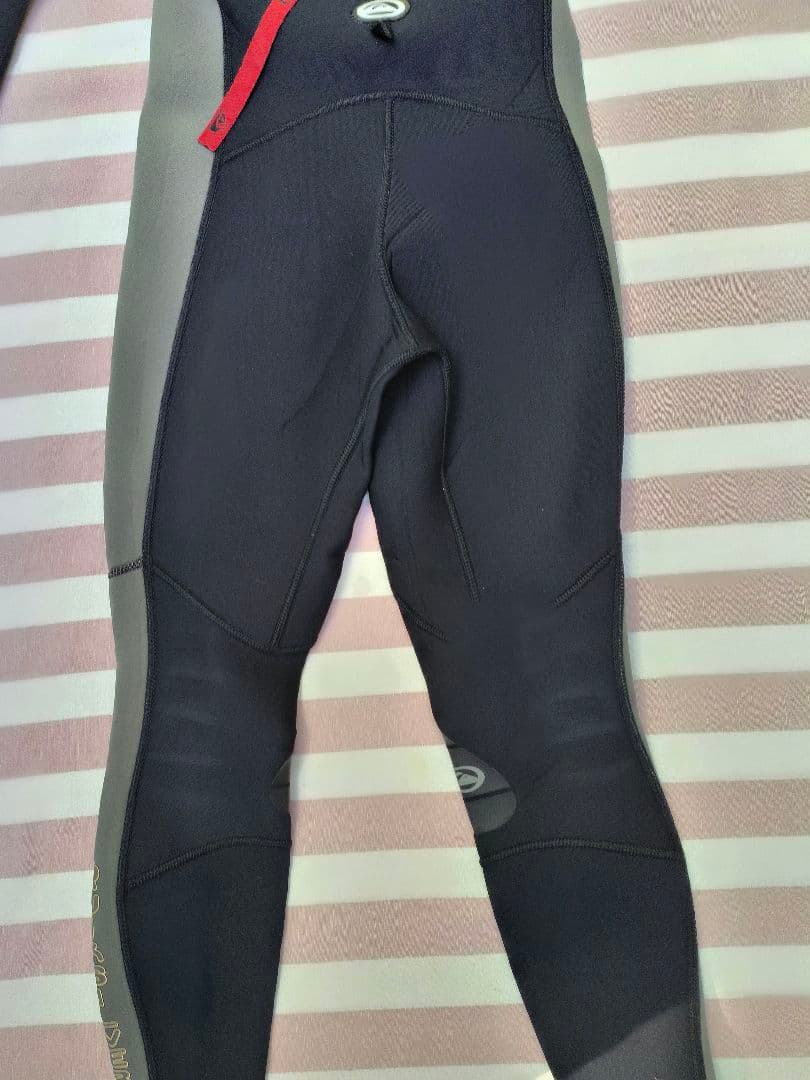 クイックシルバー　XS　ウェットスーツ