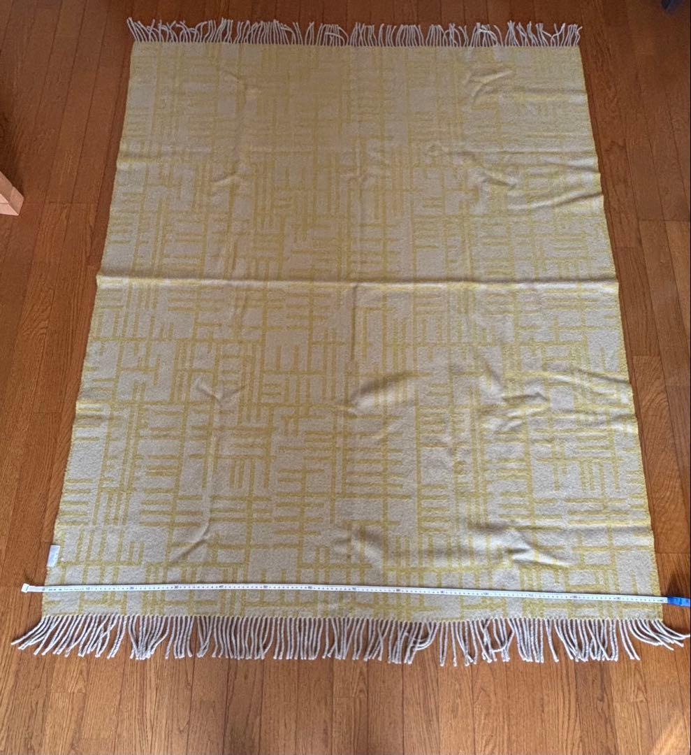 北欧柄のフリンジ付きブランケット