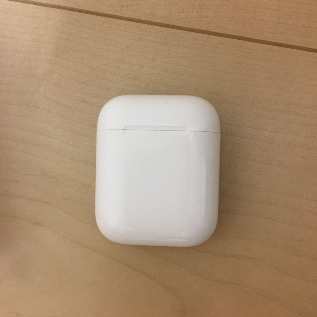 ヘッドホン Apple AirPods MV7N2J/A