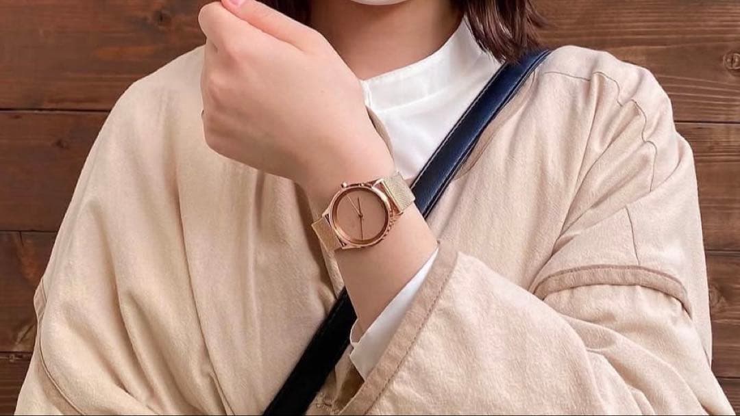 knot ピンクゴールド　ソーラーウォッチ