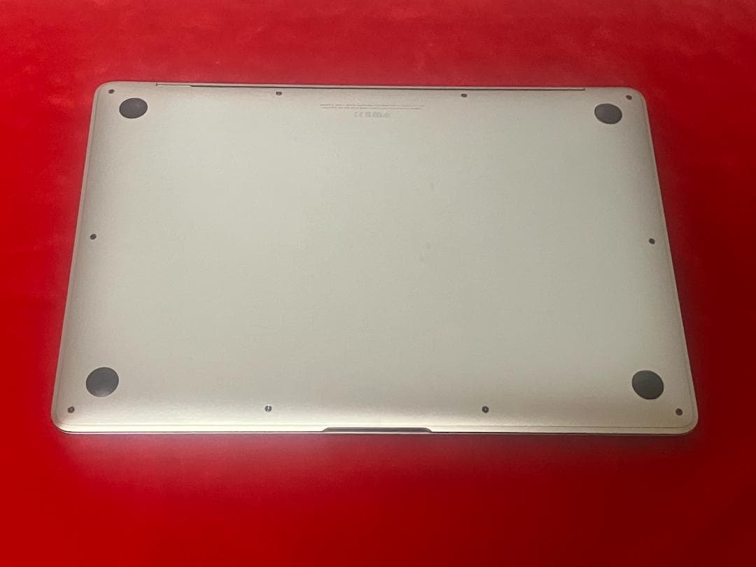 【美品】Apple MacBook Model A2179 EMC 3302