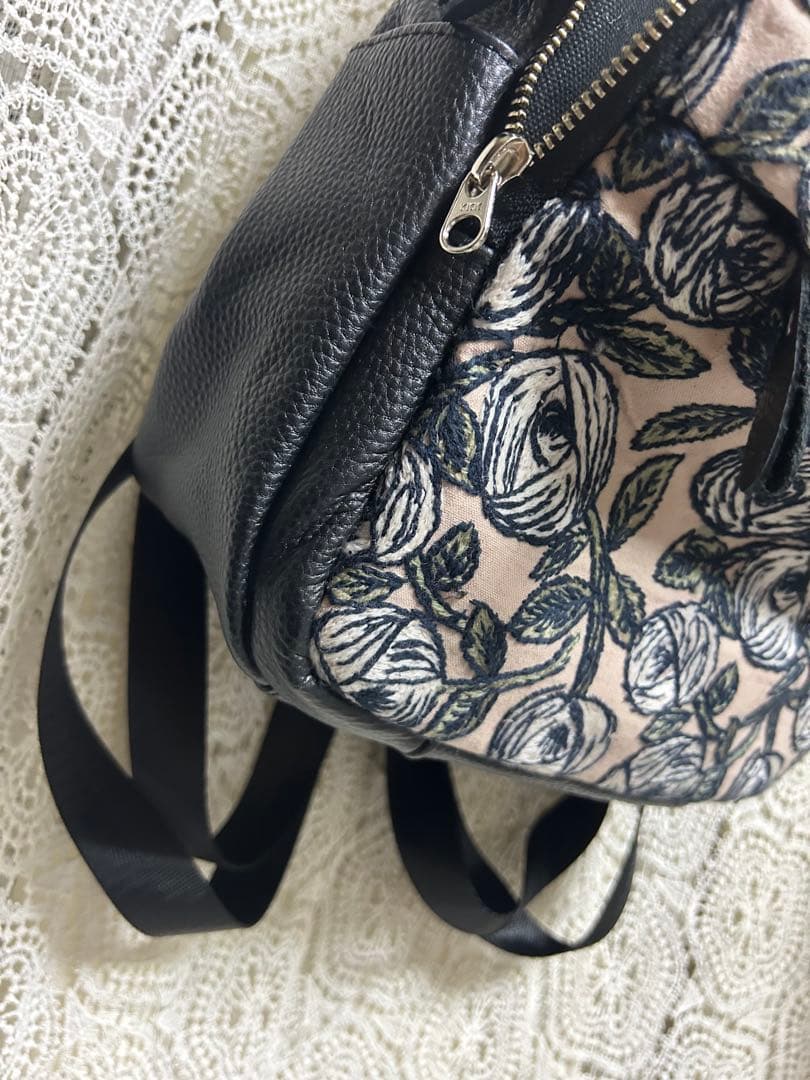 専用51010Ｂミナペルホネンハーフハンドメイド本革リュック rosy