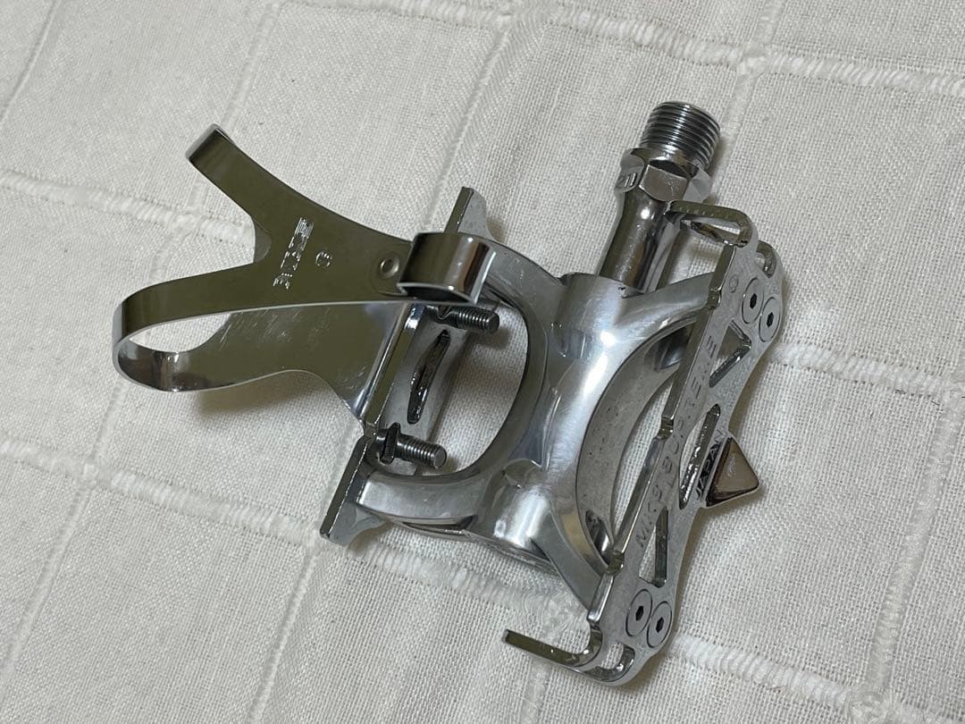 ピスト　ペダル　MKS SUPREME NJS入り