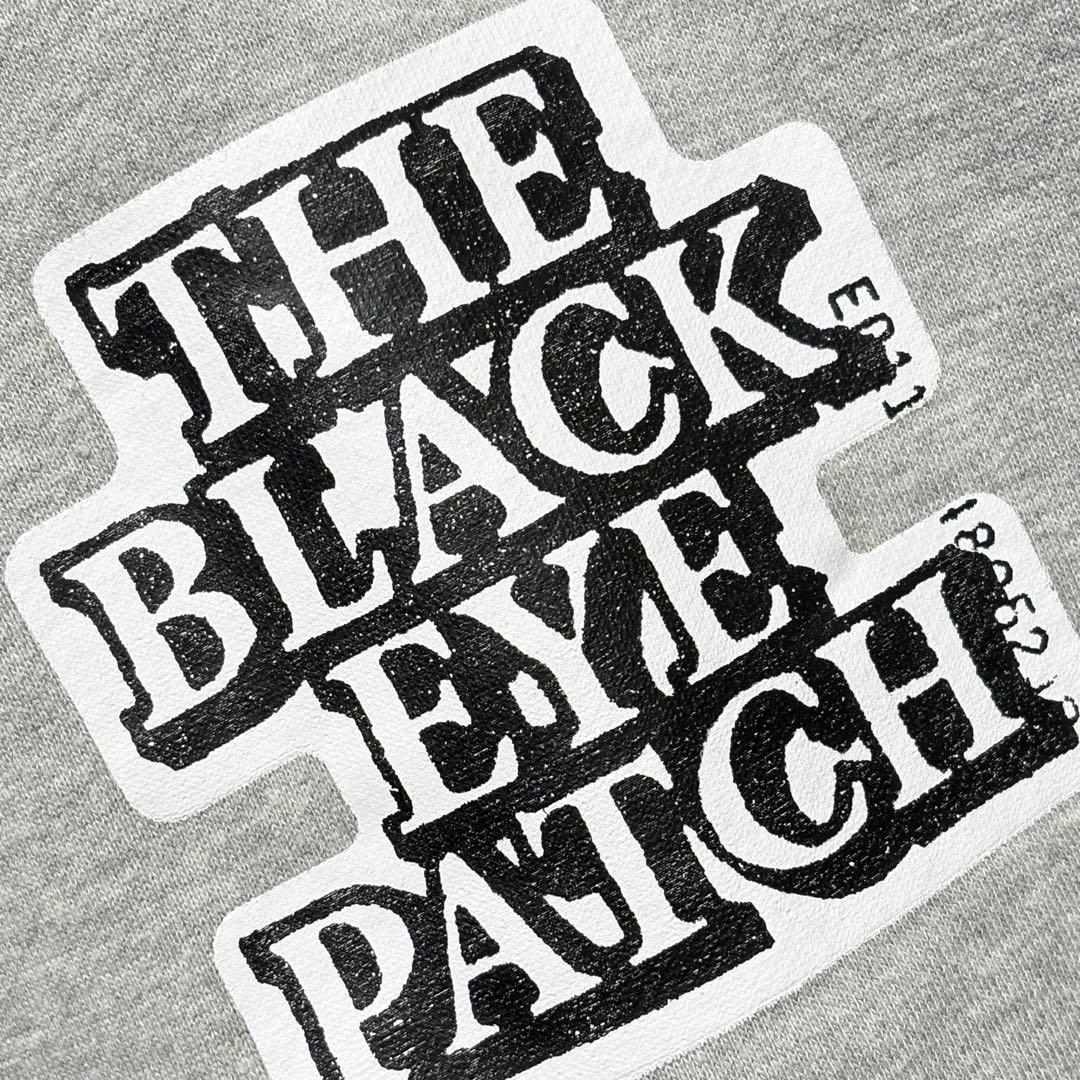BLACK EYE PATCH クロップドスウェット グレー