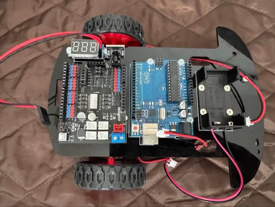 【おまけ付】Arduino Uno R3 カーキット＋ Uno R4 WiFi